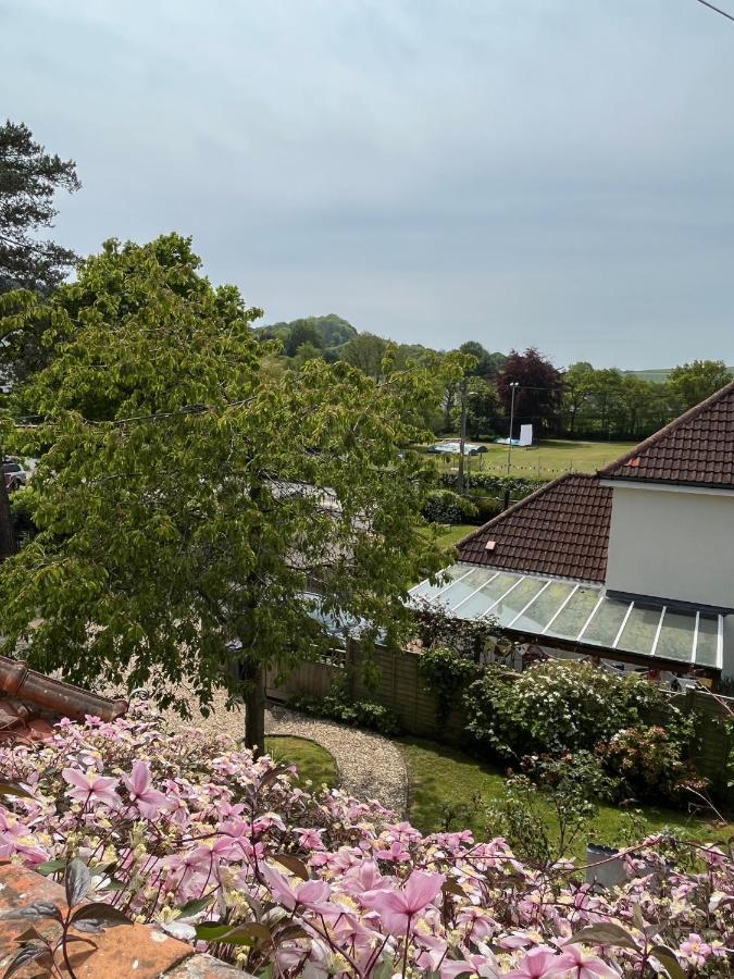 Westley B&B Uplyme 外观 照片